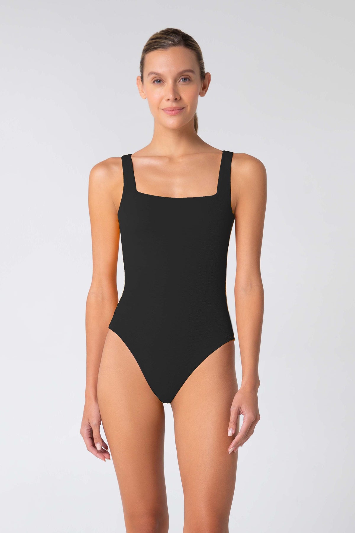 ONEPIECE SALVIA 73 BLACK